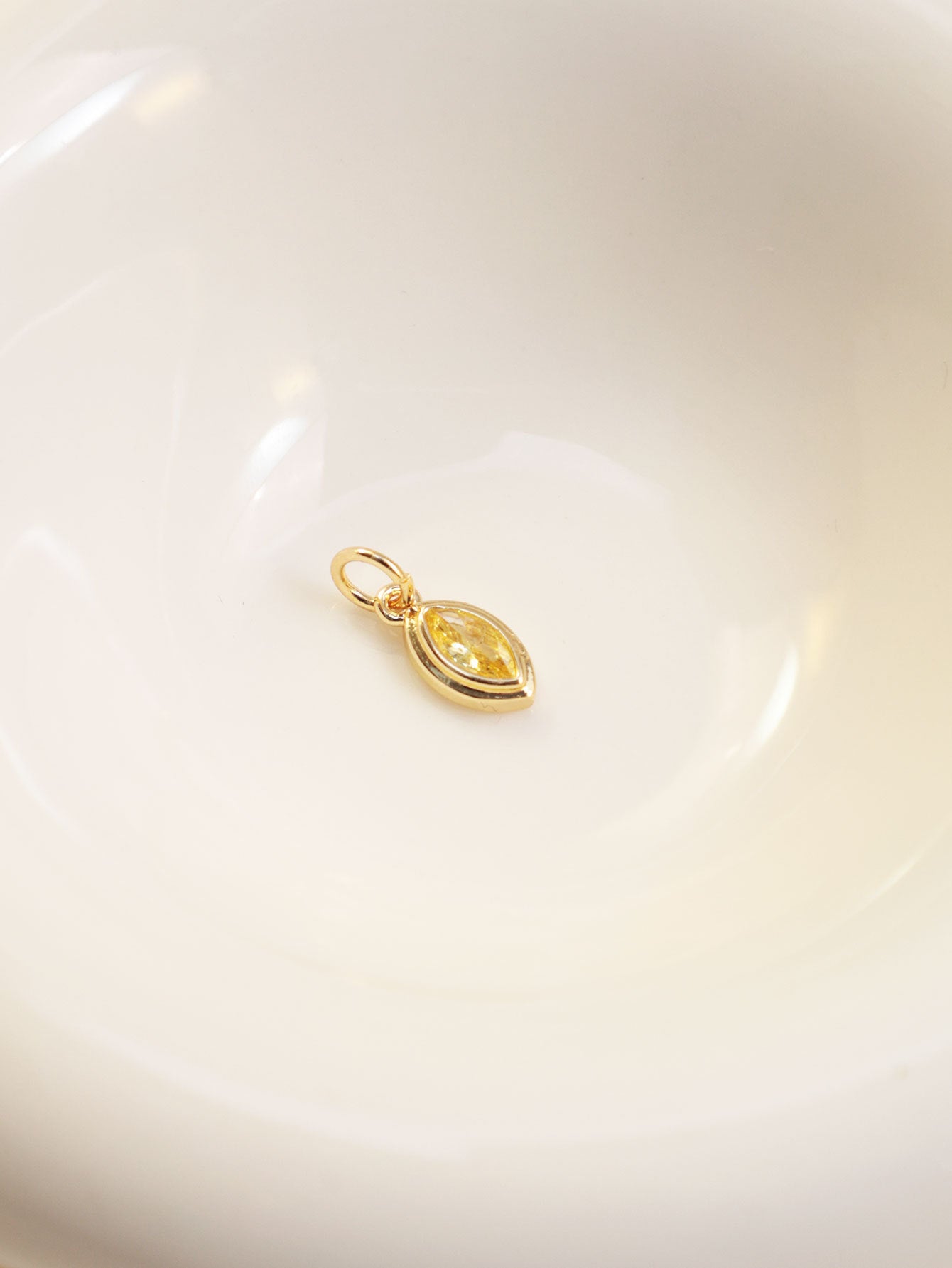 European And American Color Birthstone Pendant