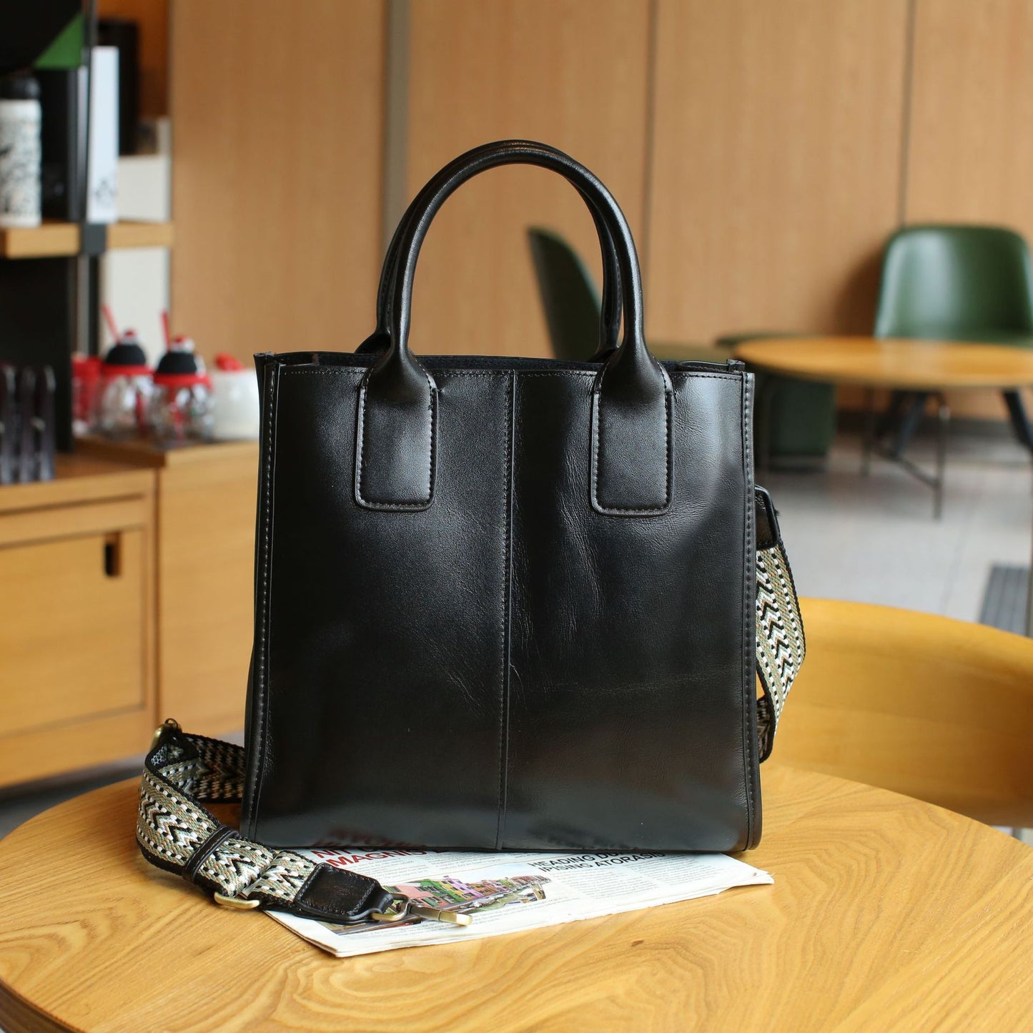 Women's Crossbody Vegetable Tanning Leather Single Shoulder Wide Strap Ribbon Vertical Square Bag